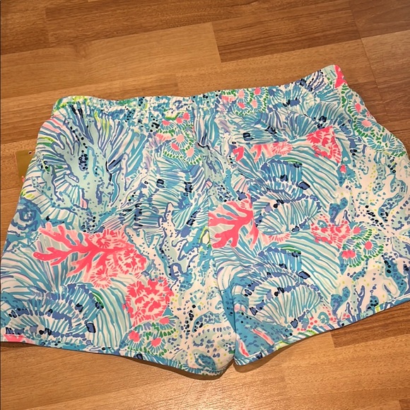 Lilly Pulitzer Pink and Blue Athletic Shorts Vibrant Design - Picture 4 of 4
